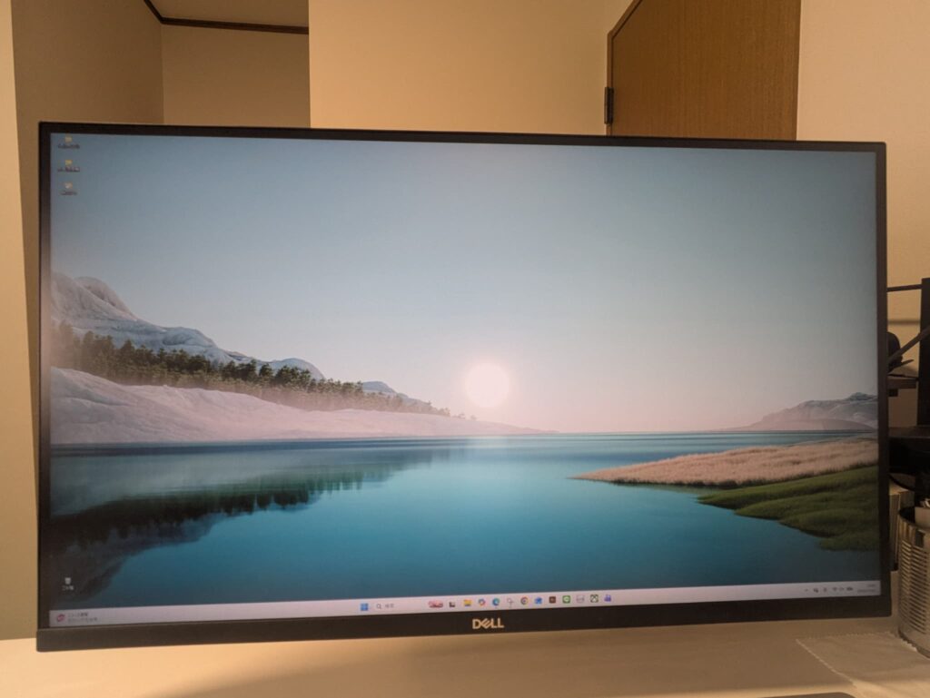 Dell S2722DCモニターの正面画像