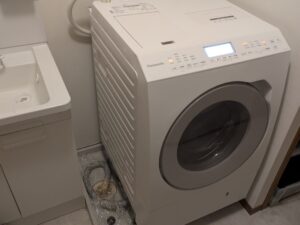 Panasonic NA-LX125E ドラム式洗濯乾燥機 設置の様子